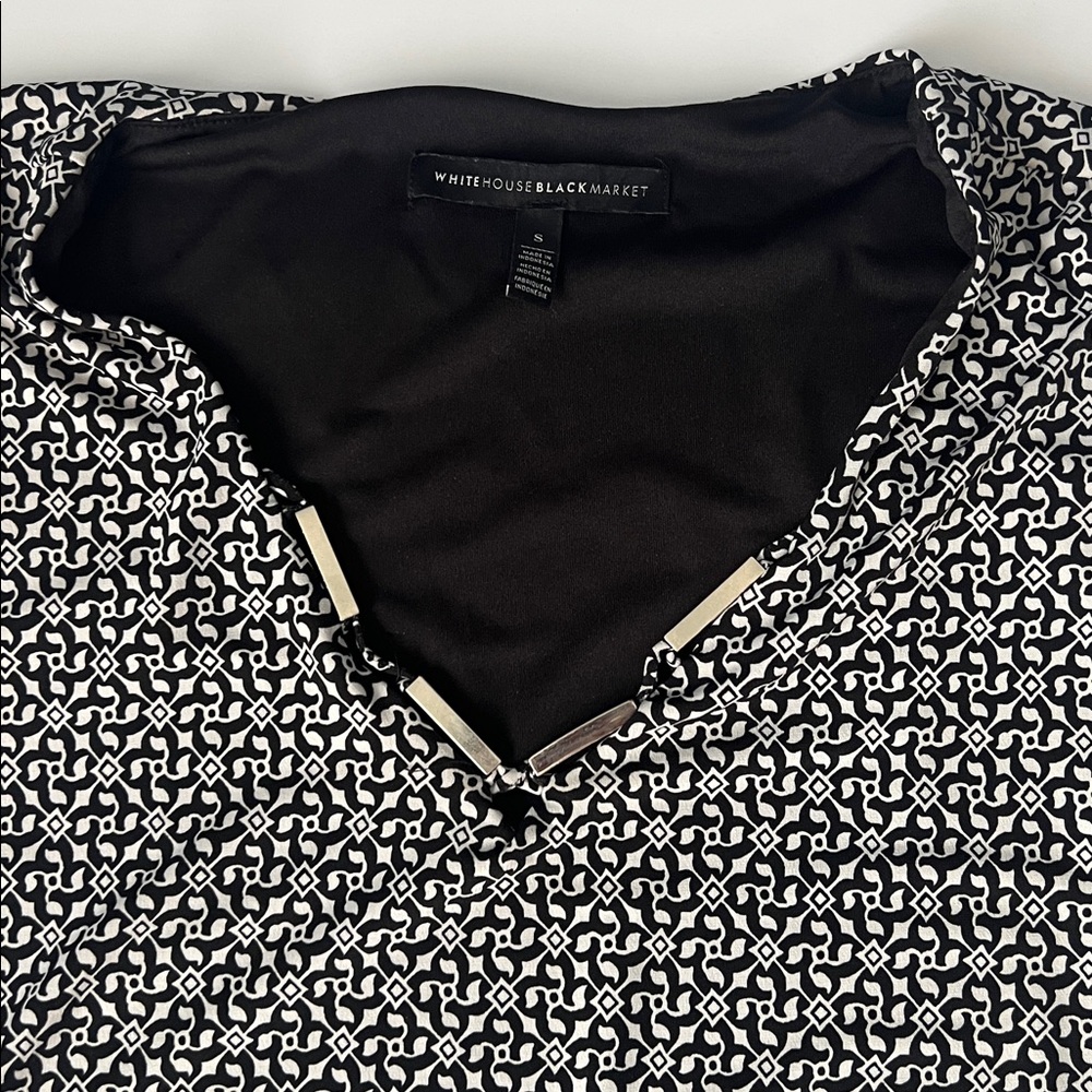 White House Black Market Black and White Patterned Women's Blouse‎ - S - Picture 8 of 8